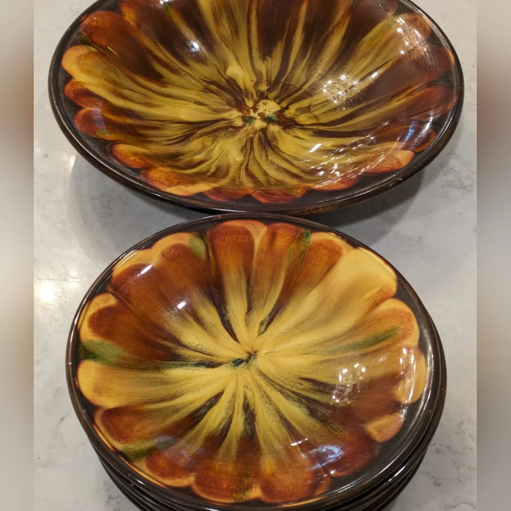 N/A vintage plates
